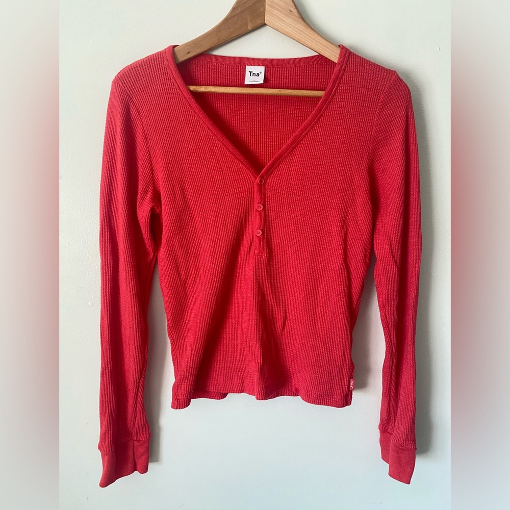 TNA Aritzia PINK HomeStretch Henley Waffle Knit Long Sleeve Crop Thermal Top Lrg - Picture 5 of 10